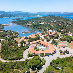 Ahr Costa Serena Village Lägenhetshotell